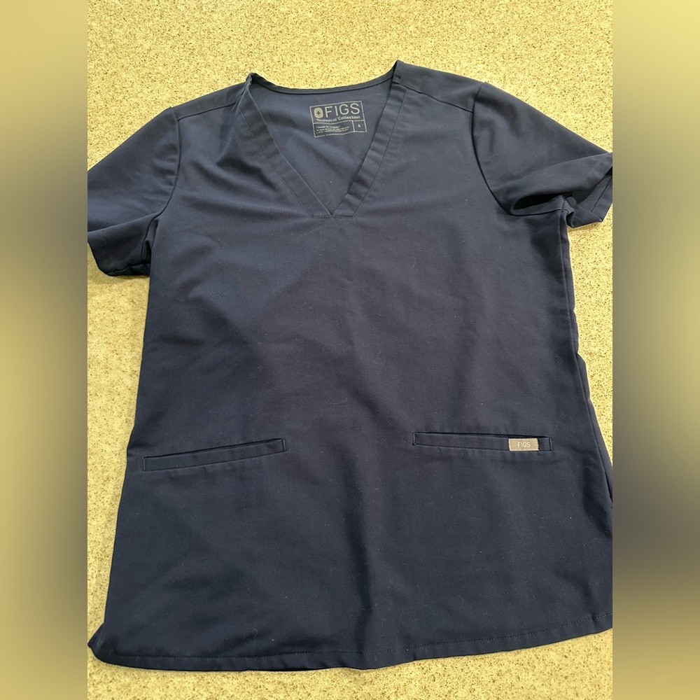 Navy Figs Scrub Top Women’s Size Small